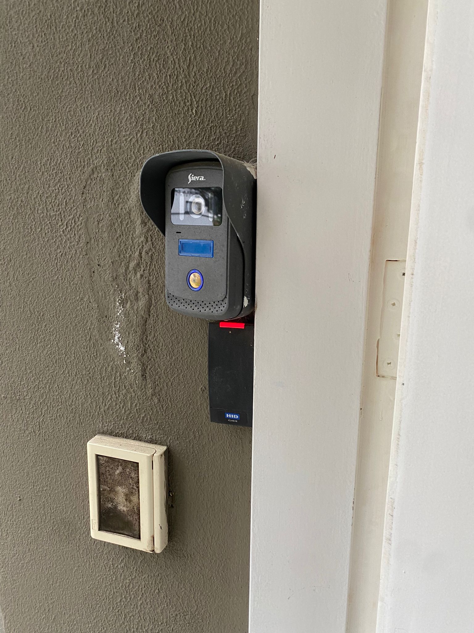 Control de acceso en puerta